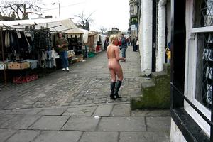 Lindsay nude in Skipton